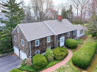 7 Smugglers Cove Rd, Cape Elizabeth, ME 04107