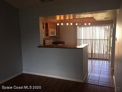 3rd image of 1515 Huntington Ln APT 727