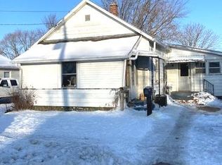 1311 W 2nd St, Dixon, IL 61021