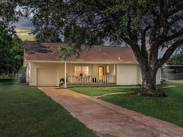 2756 66th St, Port Arthur, TX 77640