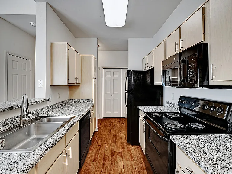 600 Leah Avenue 009