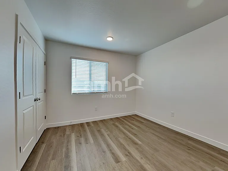 9717 W Tamarisk Ave — Photo 13
