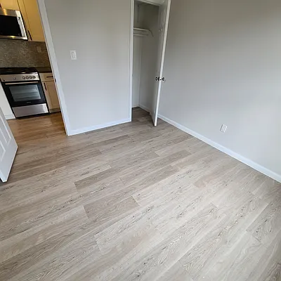 Rented by Corcoran | media 17