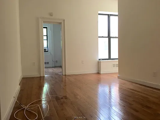 Rented by Town Residential | media 27