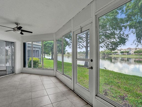 5th image of 7411 GRANVILLE Drive #106