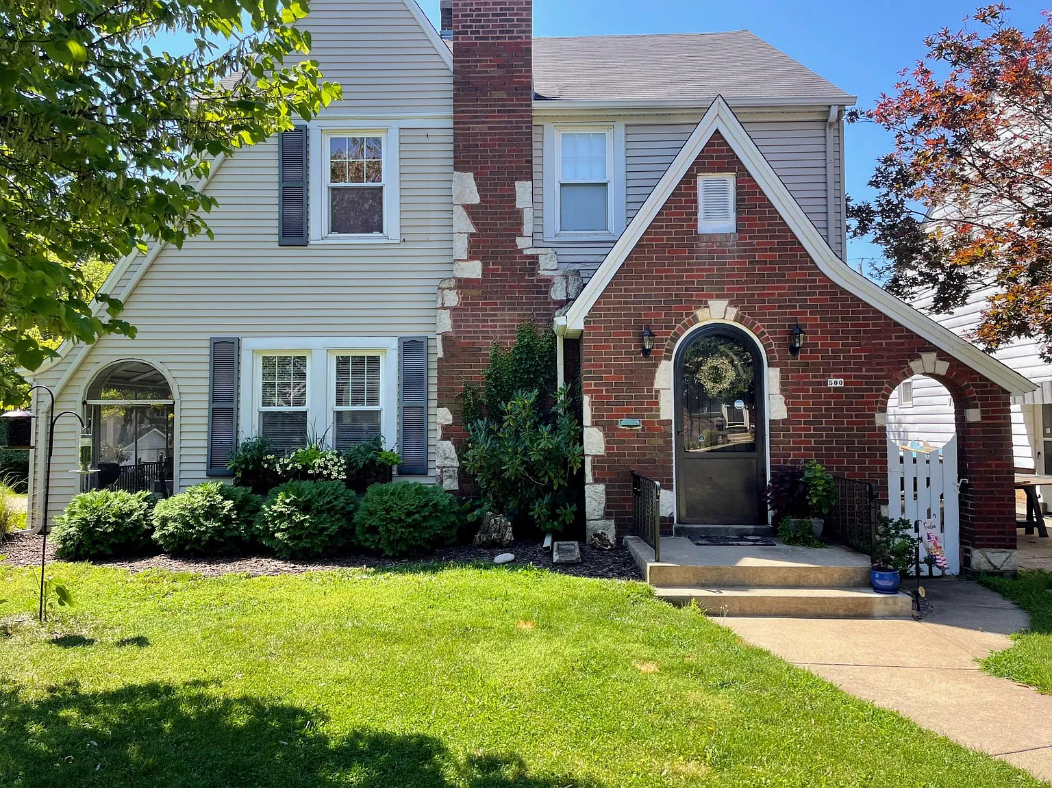 500 W Melbourne Ave photo 1