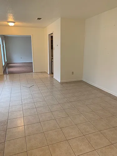 909 Tammy Dr Photo 1