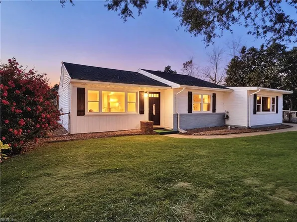 637 Cunningham Rd, Virginia Beach, VA 23462