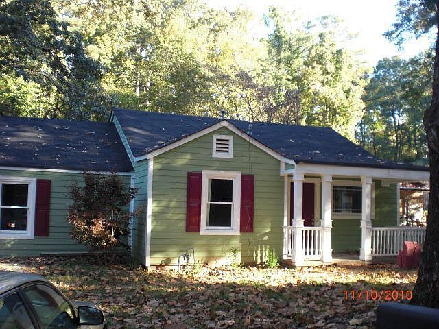 1st image of 333 Hicks Dr SE