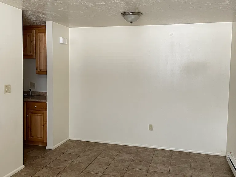 470 N 50 E — Photo 11