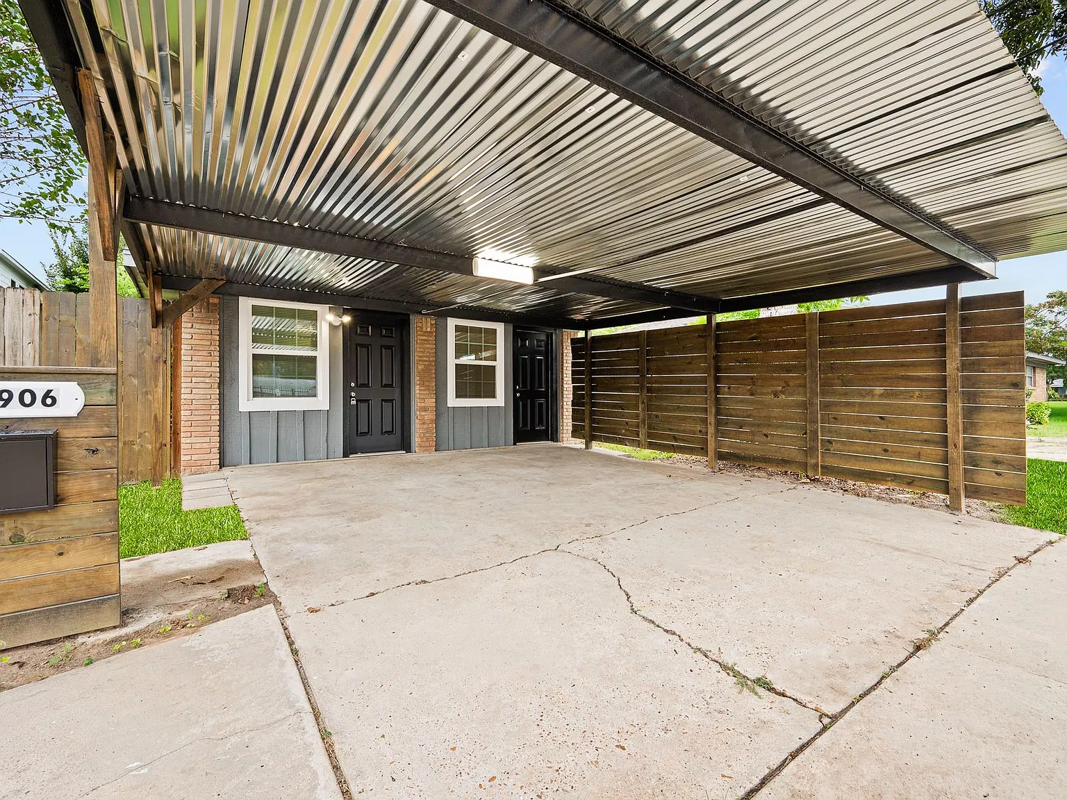 1 bed, 1.0 bath, 500 sqft, $1,100 — Photo 4