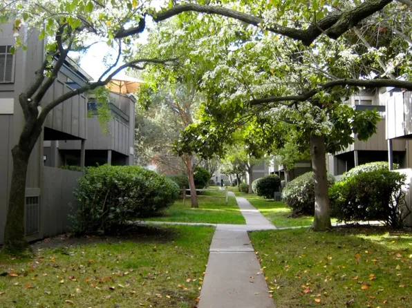 Oakwood Village Apartments