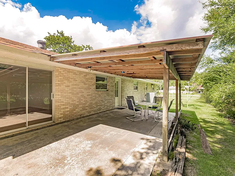 10180 Devonshire Dr — Photo 17