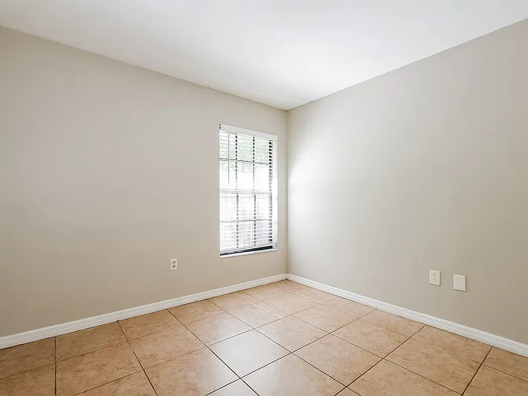 1629 Sunburst Way — Photo 13