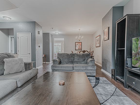 3rd image of 246 Station Park Cir