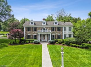 5 Wickham Way, Chatham, NJ 07928