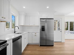 45 Old Colchester Rd, Quaker Hill, CT 06375