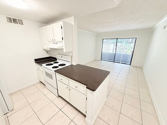 4th image of 1850 N Congress Ave APT 106