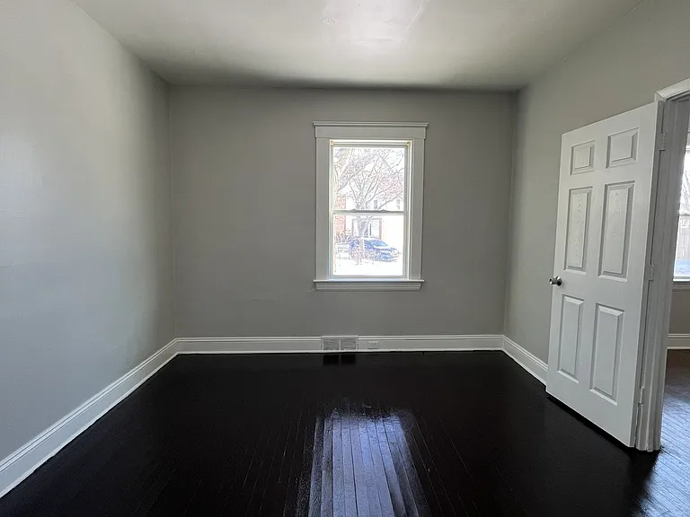 2154 Dowd Ave #1 — Photo 4
