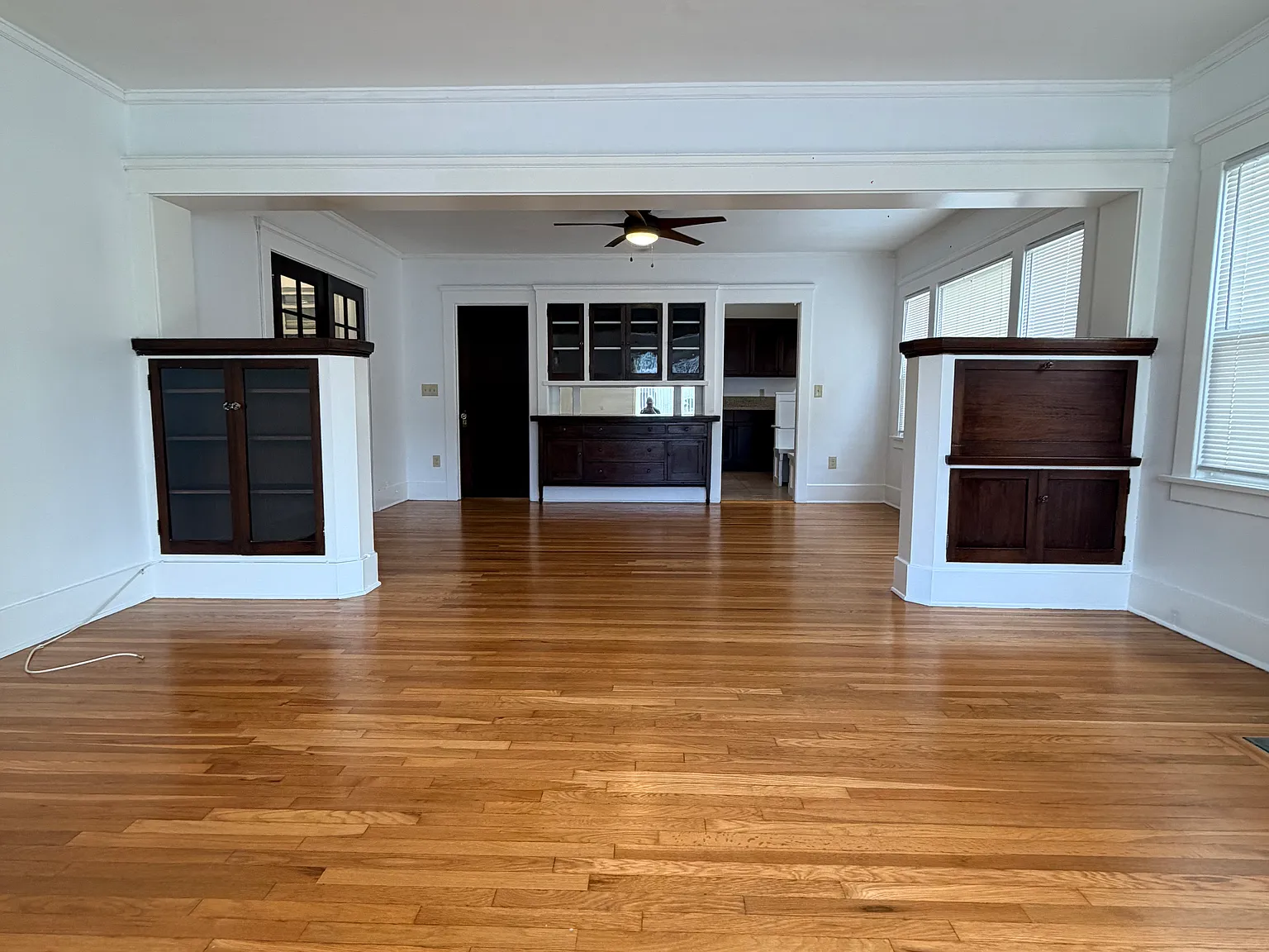1 bed, 925 sqft, $2,250 — Photo 2
