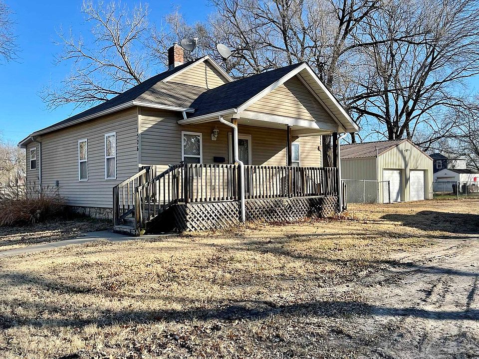 1st image of 1526 N Kansas Ave