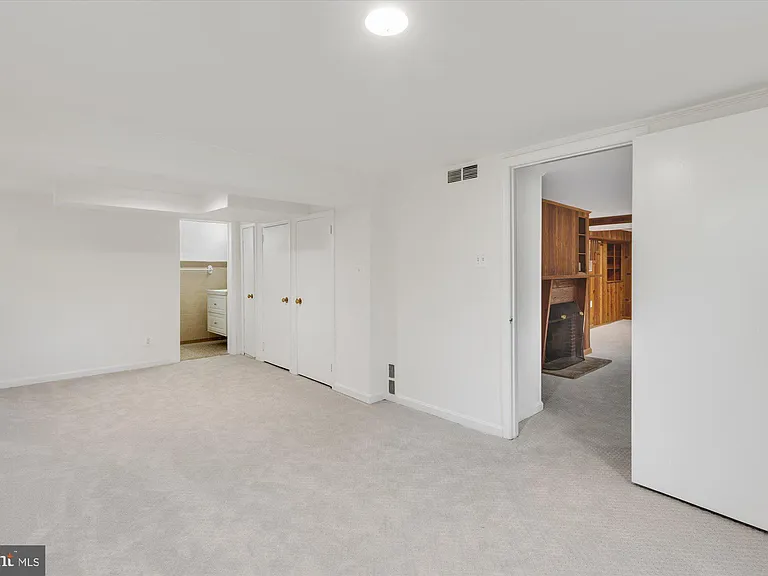 6514 Ivy Hill Dr — Photo 21