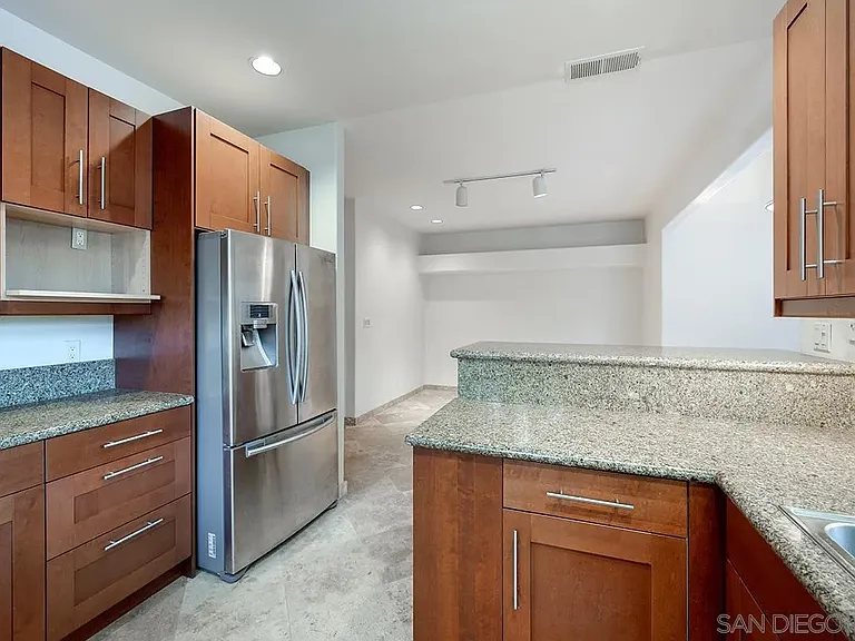 5105 Renaissance Ave #A — Photo 16