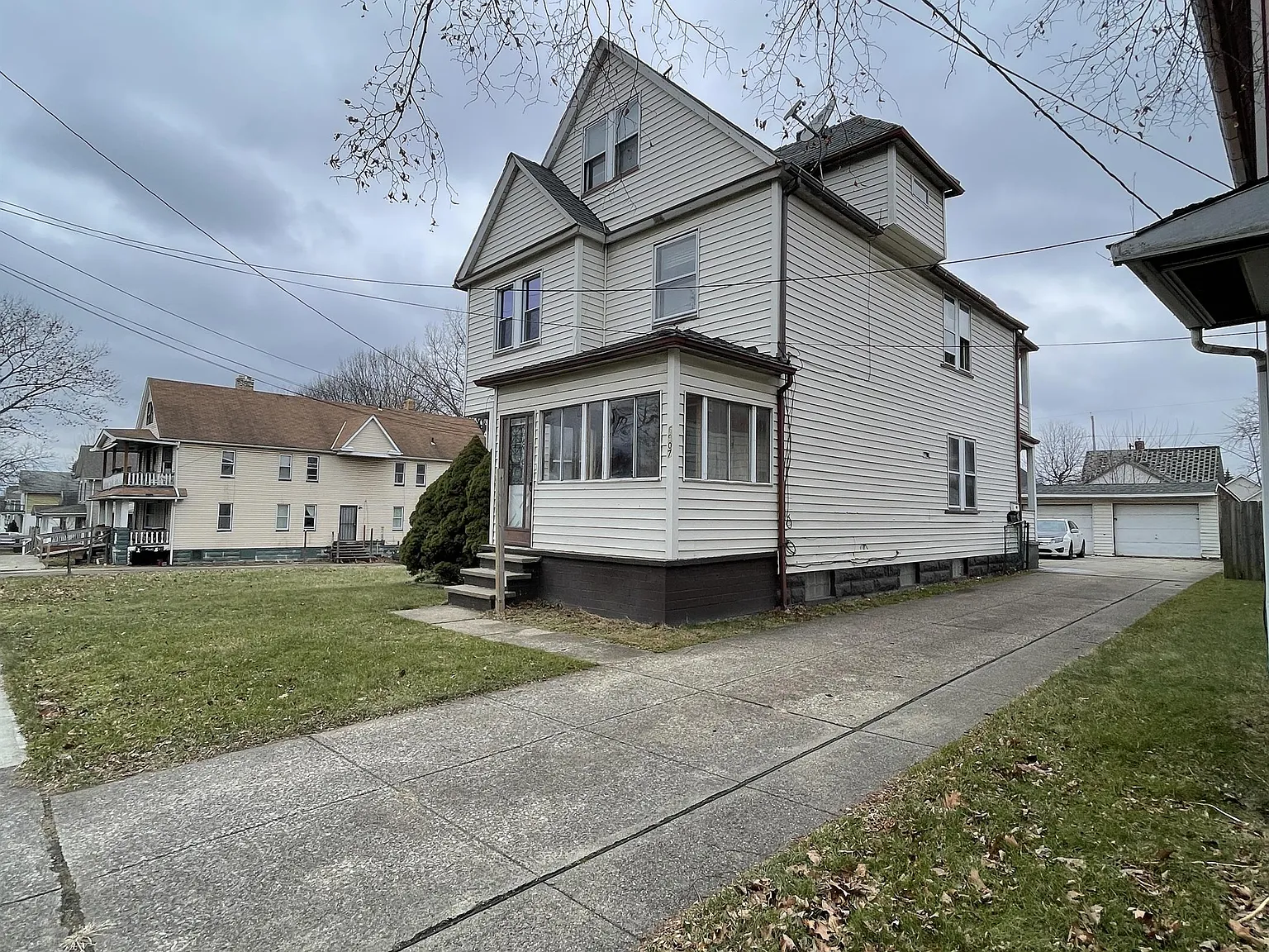 6907 Hosmer Avenue - 2 — Photo 1