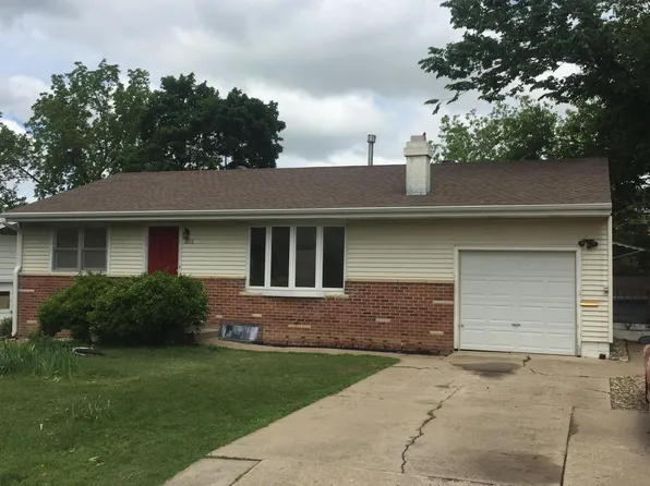2212 Cedar Acres Dr, Manhattan, KS