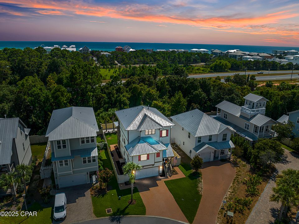 1st image of 52 Grande Pointe Dr S