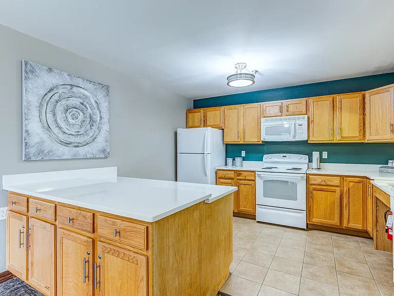 Greenbrook Apartments — Photo 22
