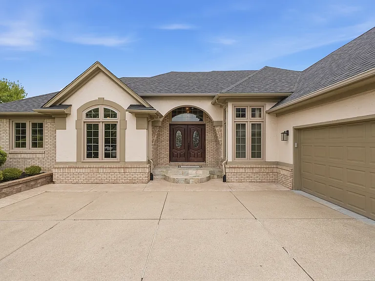 13697 Silent Woods Dr — Photo 3