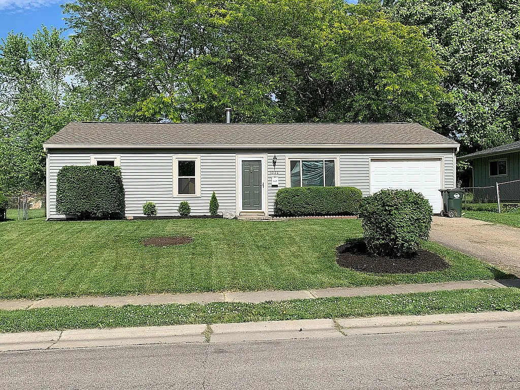 1044 Olympia Dr photo 1