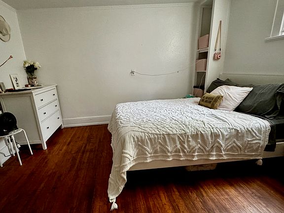 5th image of 1826 13th Ave