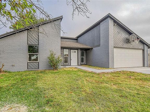 2nd image of 2709 Creekview Pl