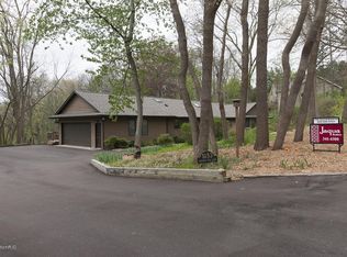 5153 Hickory Hill Ln, Kalamazoo, MI 49009