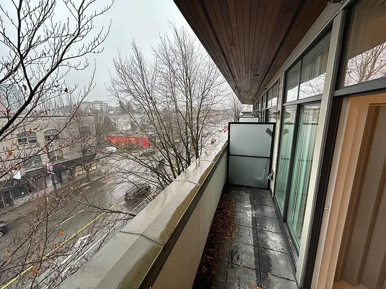 191 E 11th Ave #4XX — Photo 9