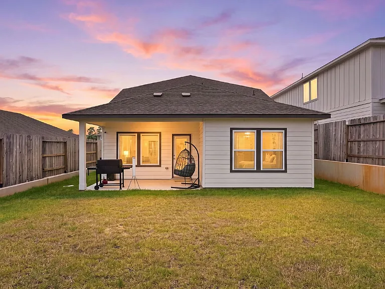 1734 Cayden Oak Ln — Photo 23