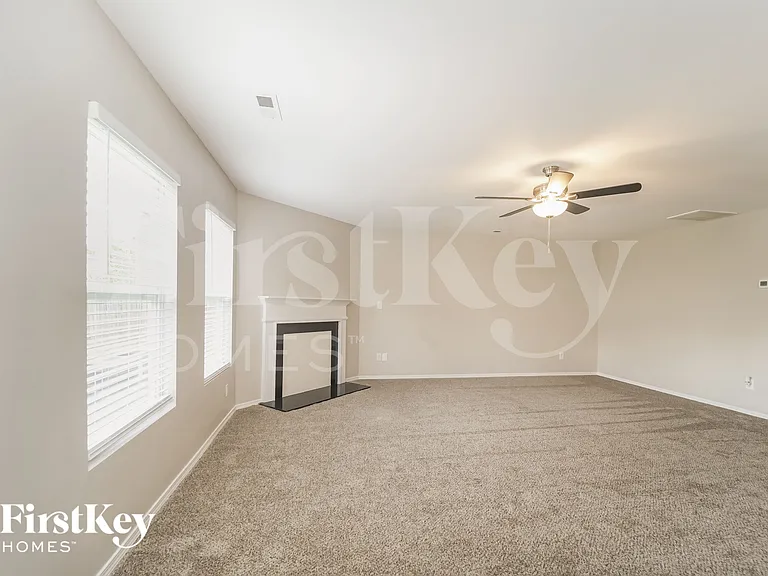 4031 Larkhaven Village Dr — Photo 6