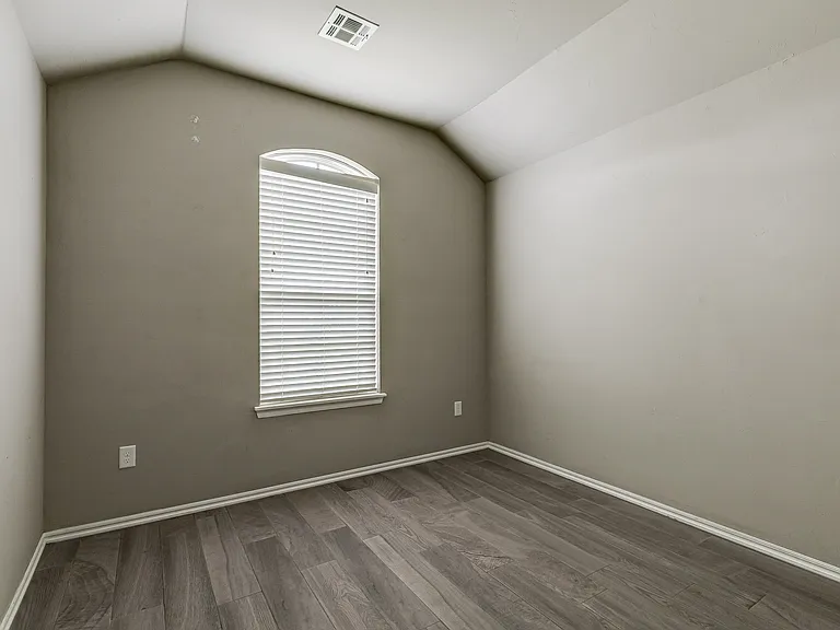 8717 Yassir Blvd — Photo 37