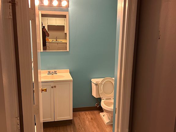 5th image of 64 Dunbarton Rd APT 2C