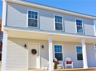 8 Chute Rd, Windham, ME 04062