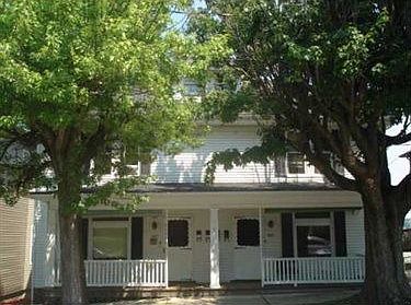 1st image of 407 Chestnut St