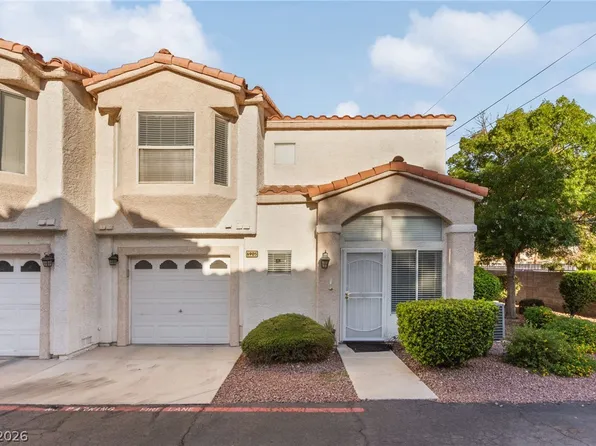 6905 Coral Rock Dr, Las Vegas, NV 89108