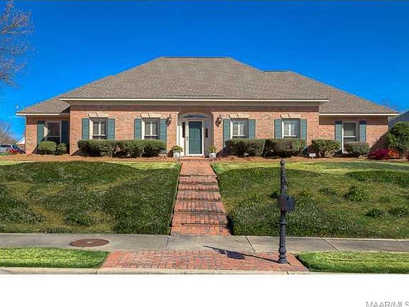 3rd image of 3743 Everest Dr
