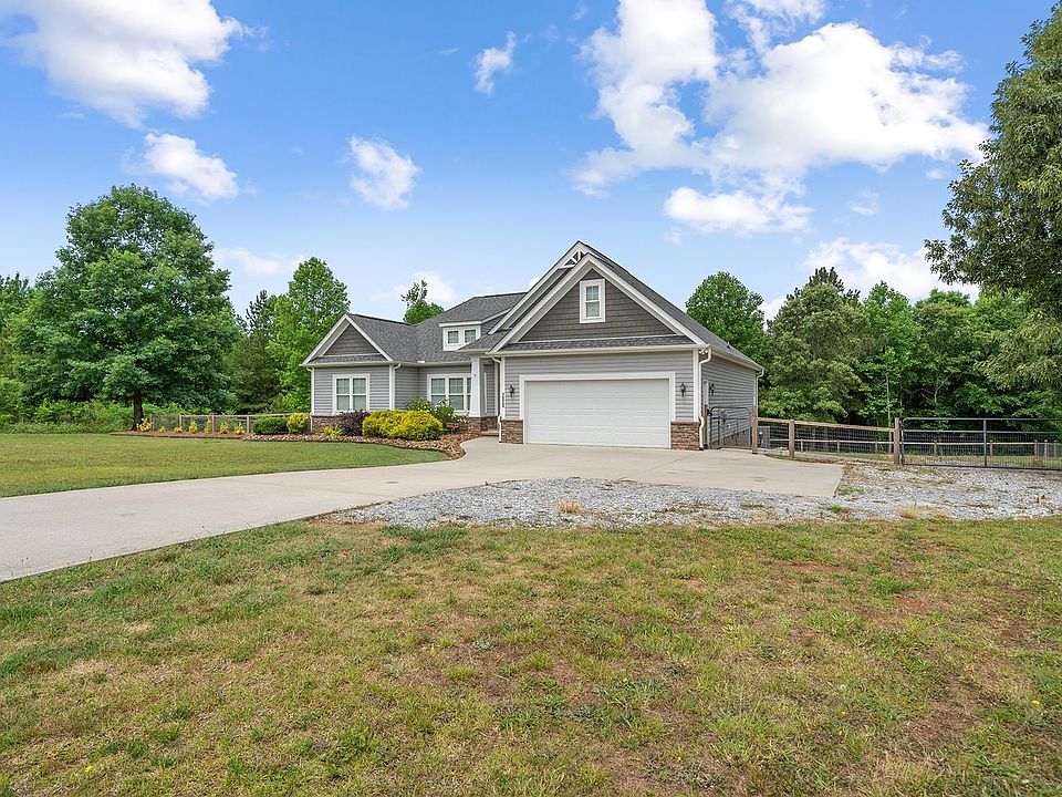 1025 Old Dacusville Rd, Easley, SC 29640 Zillow