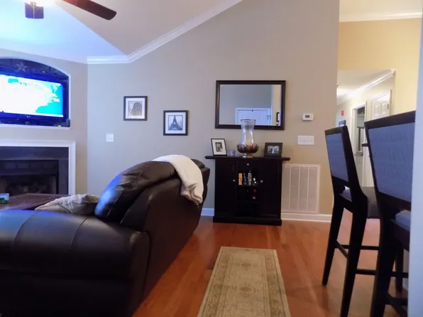 4762-3A Tatton Park Cir, Winston Salem, NC 27103
