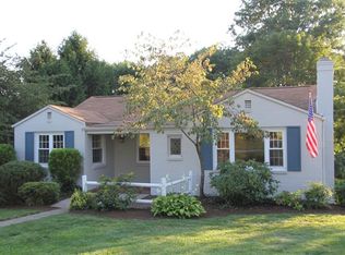 82 Southern Highlands Dr, Upper St Clair, PA 15241