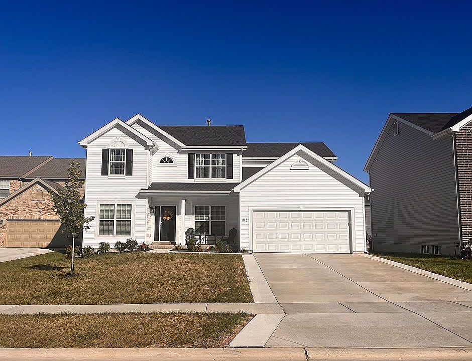 1st image of 812 Crestwood Ct