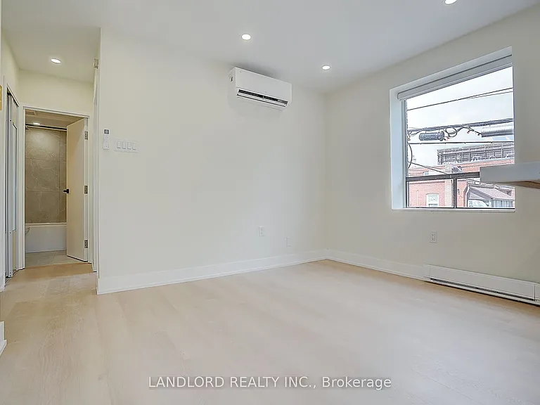 240 Durie St #201 — Photo 19